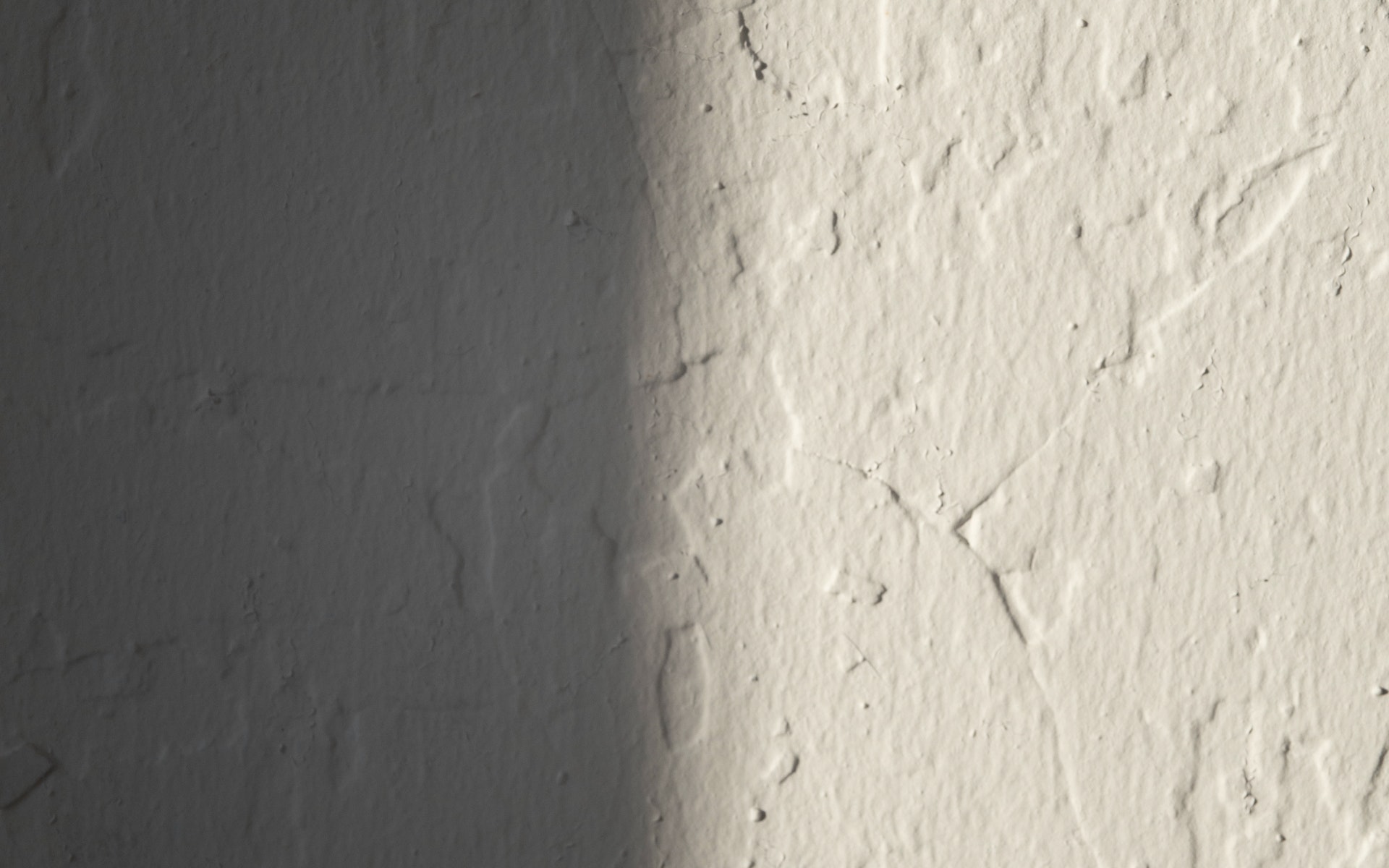 Reasons To Hire A Professional To Fix Drywall Problems